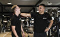 Gastheer/gastvrouw in de sportschool